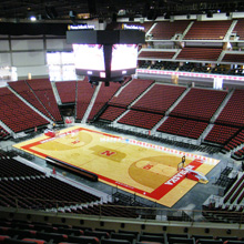 The main floor (court) is covered by full-range loudspeakers, specifically EVH1152 two-way coaxial horn-loaded cabinets in a 60 x 60 coverage pattern