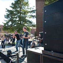 Country Artist Levi Riggs tours with RCF HDL20-A Line Array system