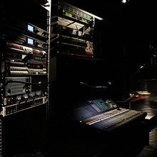 Installed by Coulommiers-based MDS Audio, besides its size and portability, another key factor in choosing the QL5 was its combination of Dante and local i/o